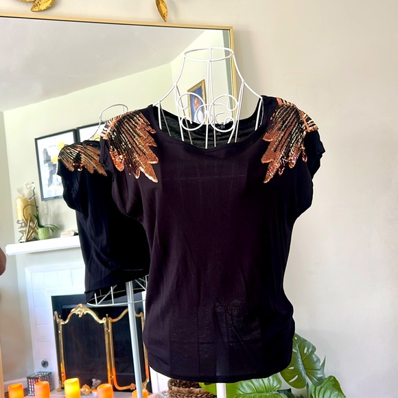 Forever 21 Tops - Forever 21 Black Top with Gold Sequin Shoulders